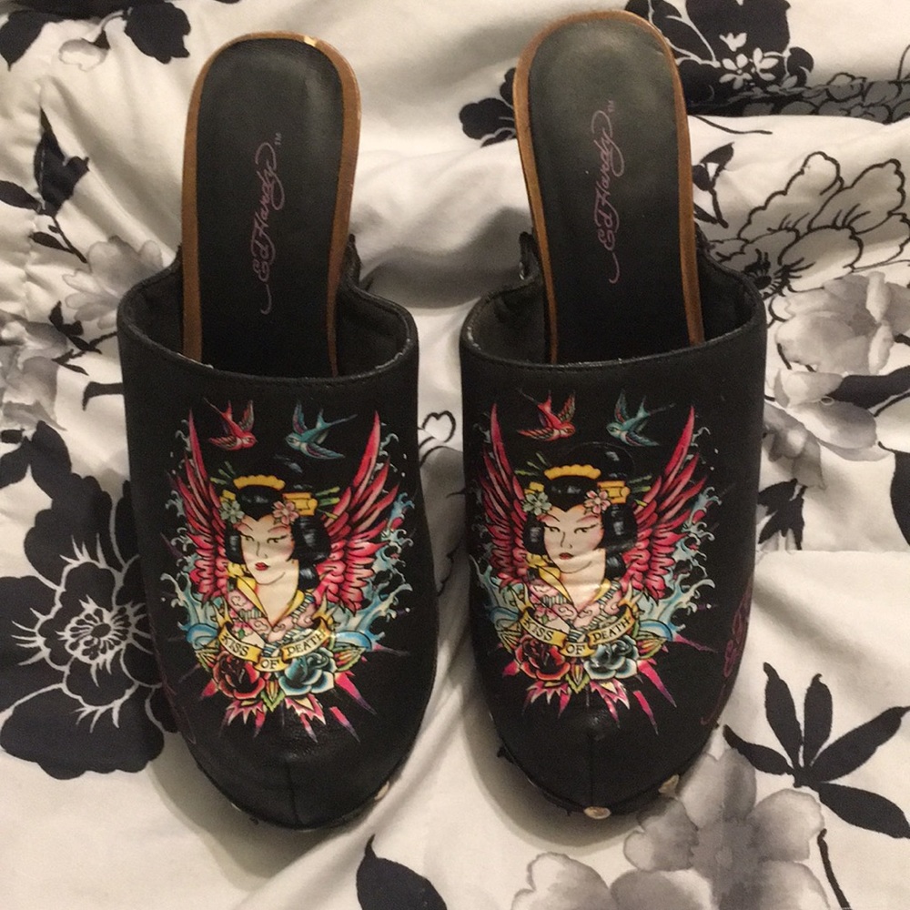 Ed Hardy heels
